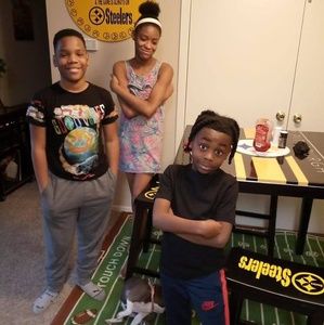 Meet your Posher, Stephens